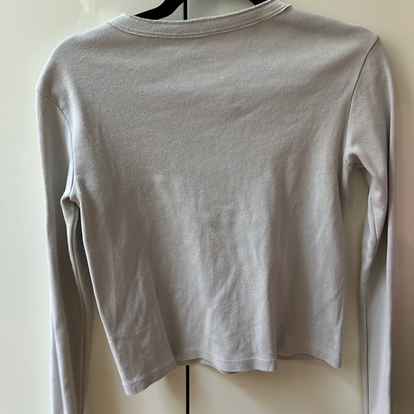 Brandy Melville NYC store exclusive button neck long sleeve top - Picture 4 of 4